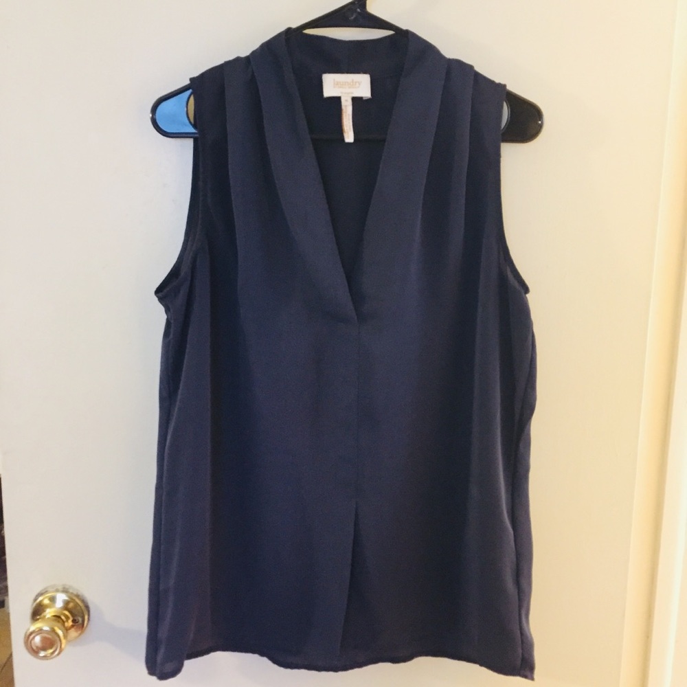 Laundry by Shelli Segal Navy sleeveless blouse M